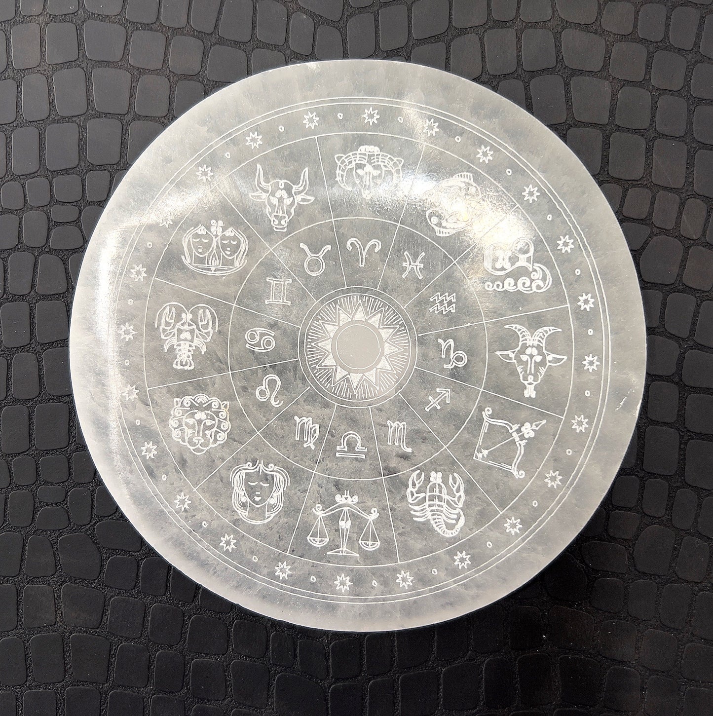 Selenite Charging Plate